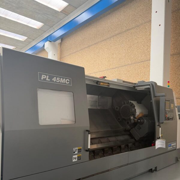 Tornio a controllo numerico SMEC PL45MC/2200